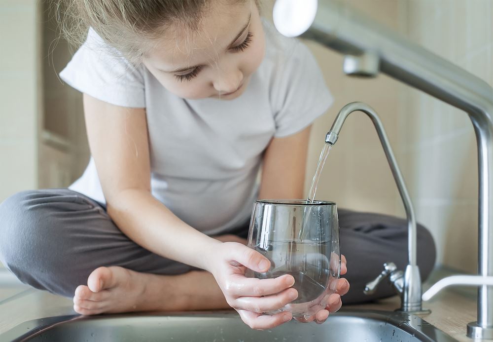 how hot does water have to be to kill bac Need Refrigerated? A Doctor Explains What Water Temperature Do You